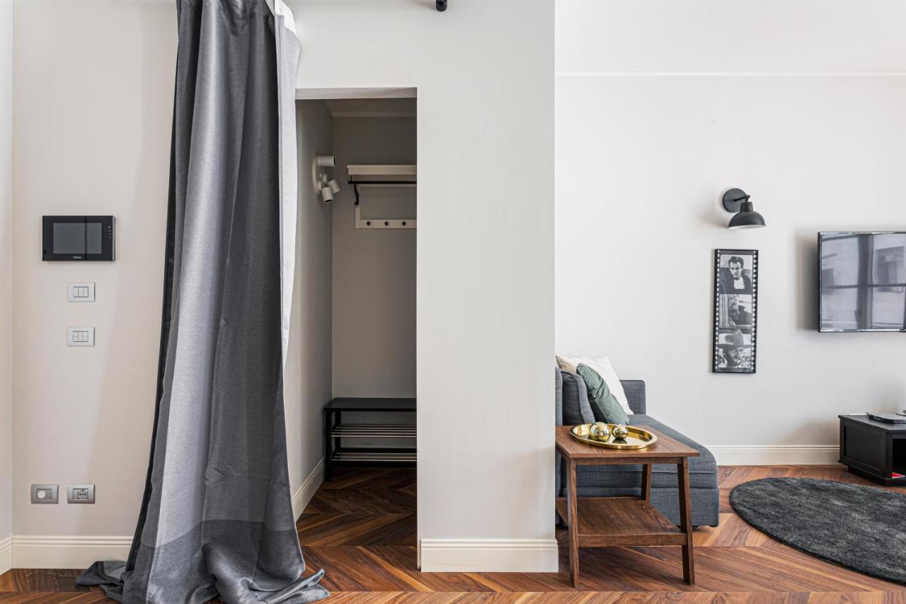 Wide And Bright Two Bedroom Apartment- Via Freguglia 밀라노 외부 사진