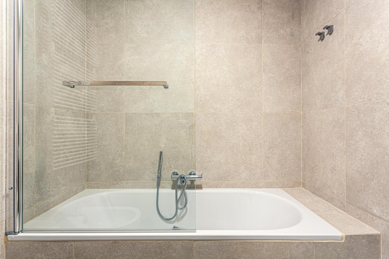 Wide And Bright Two Bedroom Apartment- Via Freguglia 밀라노 외부 사진